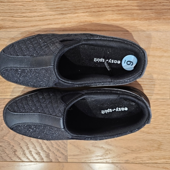 Easy Spirit women's mule clogs size 6 black - Picture 1 of 3